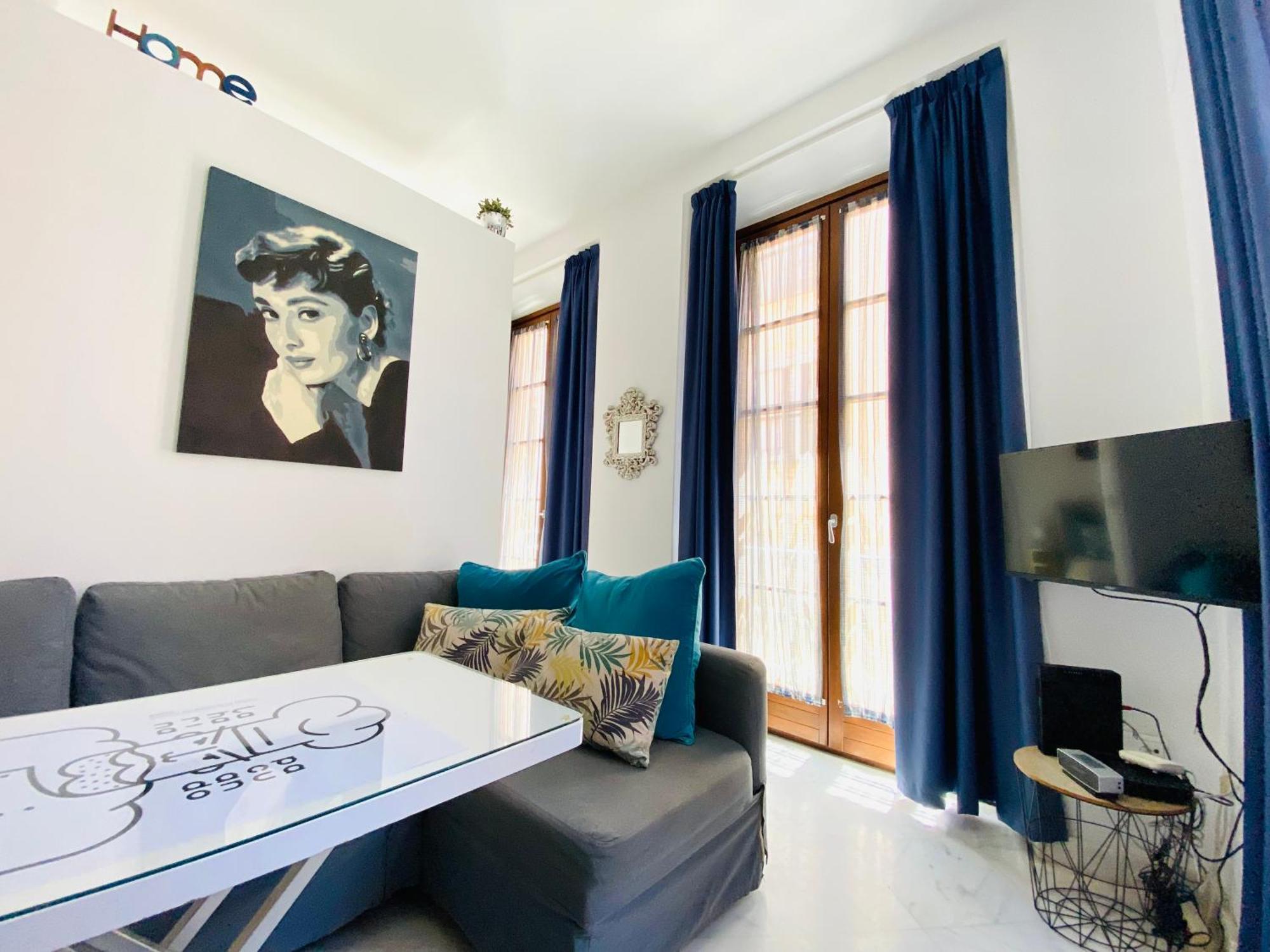 Apartamento En El Centro De Малага Екстериор снимка